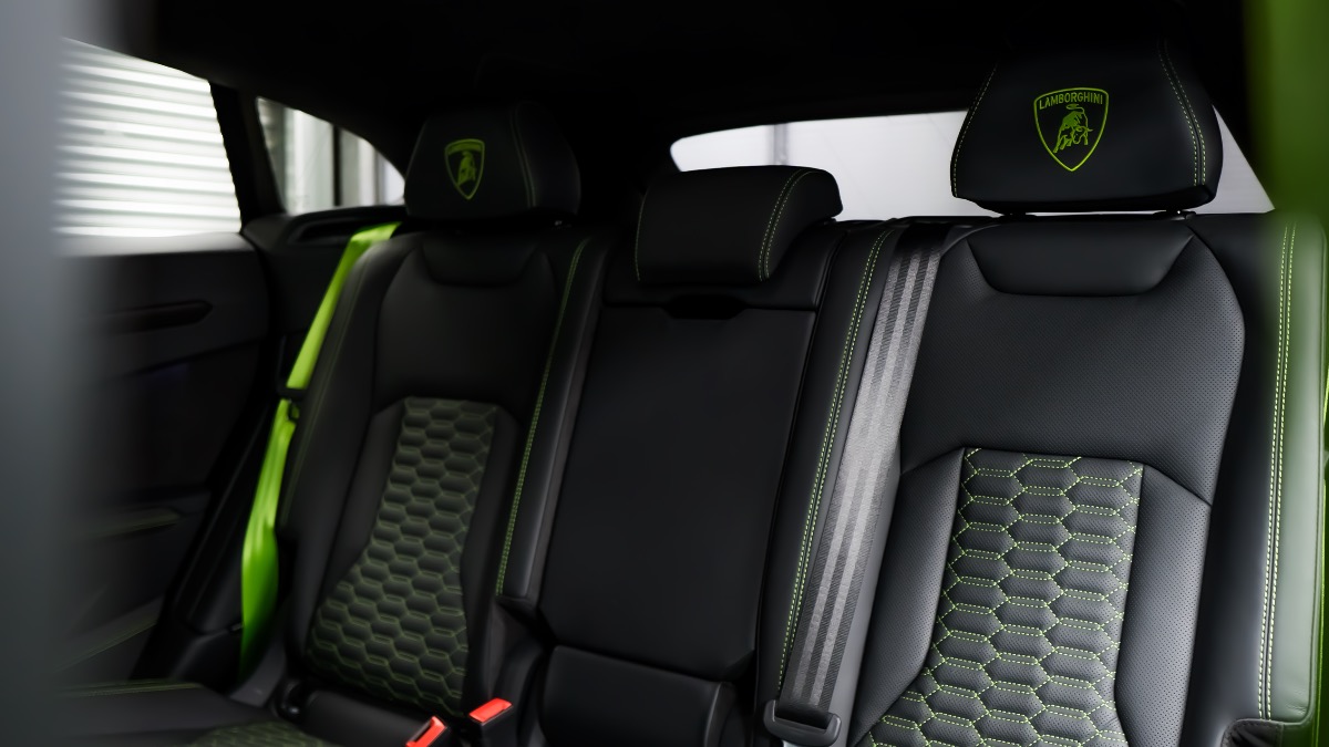 2024 Lamborghini Urus Image 10